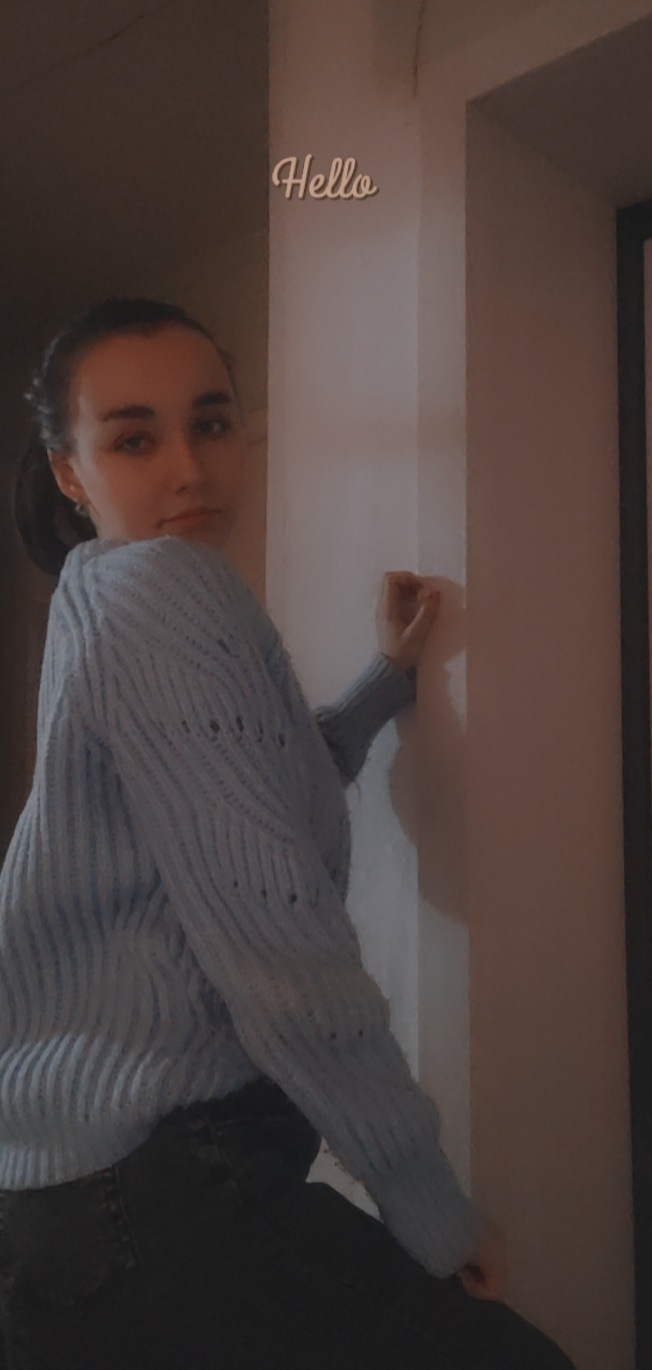 Девушка - 3